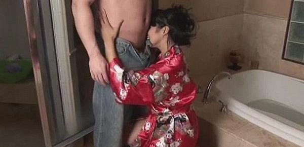  Mika Tan shower